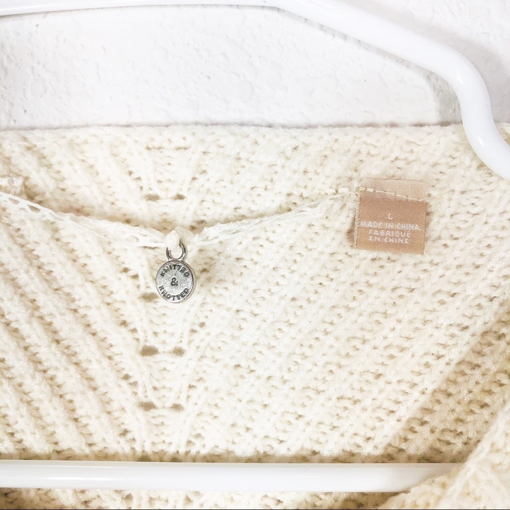 🔥Anthro Knitted & Knotted ivory soft eyelash sleeves sweater - Picture 5 of 12